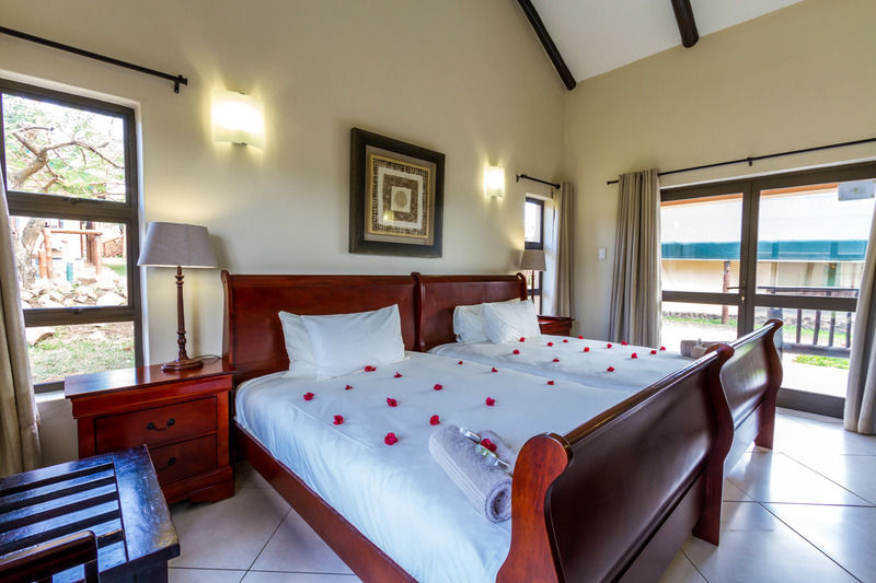 Zulu Nyala Game Lodge Hluhluwe Bagian luar foto